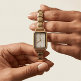 ساعة Como الذهبية – إصدار بميناء أبيض